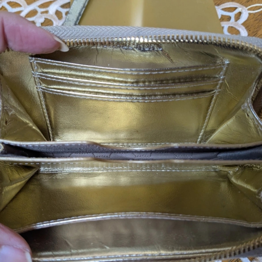 Michael Kors Women's Embossed Python Gray Leather… - image 3